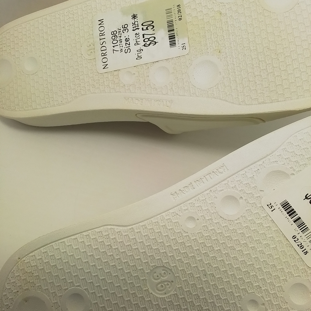 NEW Rag & Bone White Pool Slides - Picture 15 of 16